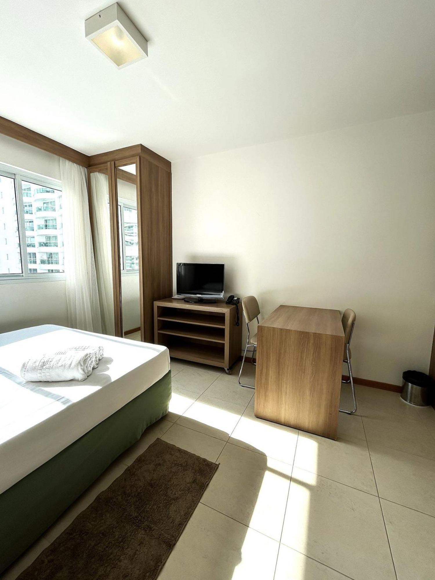 Sm1214 Flat Com Excelente Localizacao Em Regiao Central Brasilia Bagian luar foto