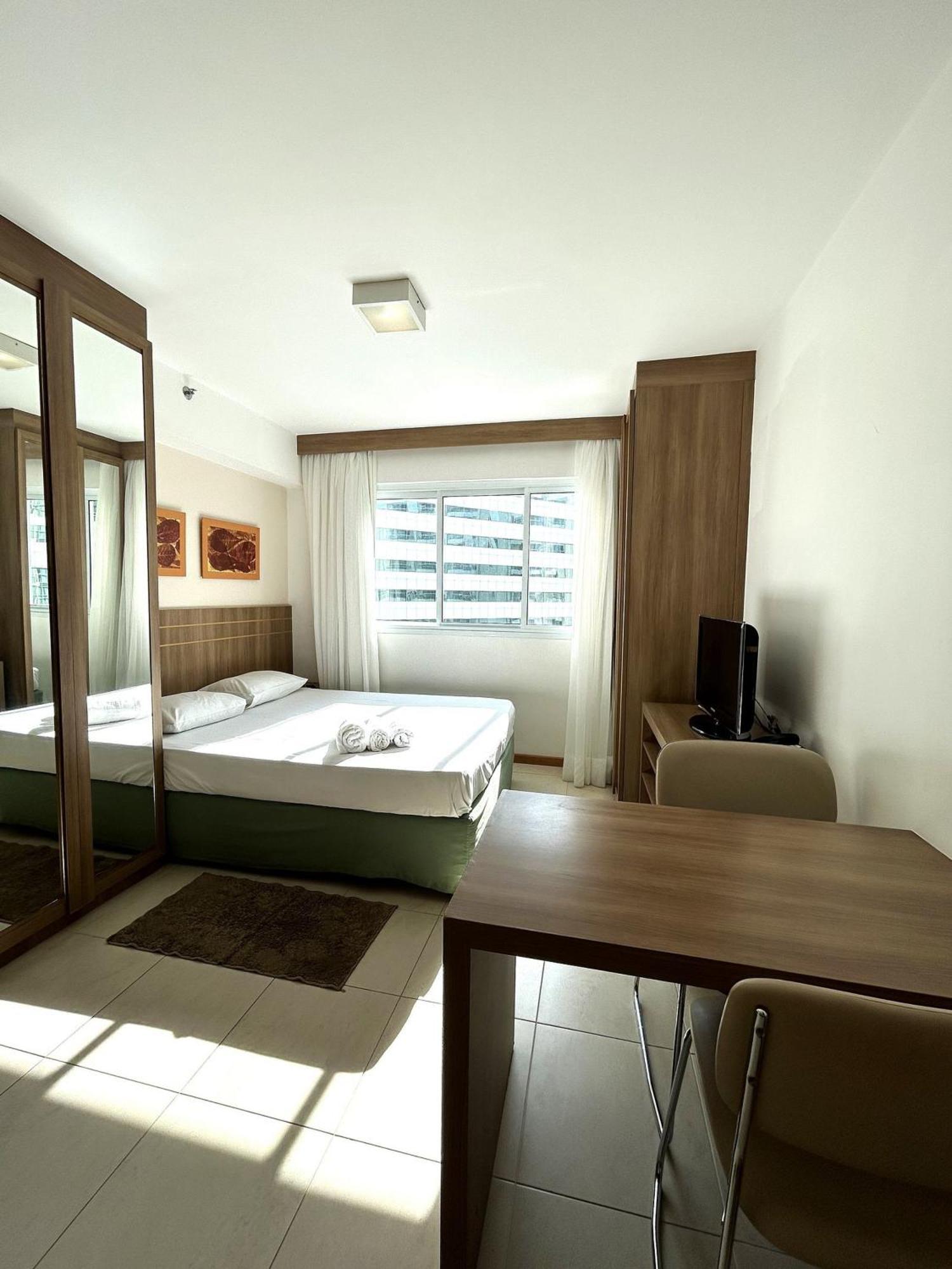 Sm1214 Flat Com Excelente Localizacao Em Regiao Central Brasilia Bagian luar foto